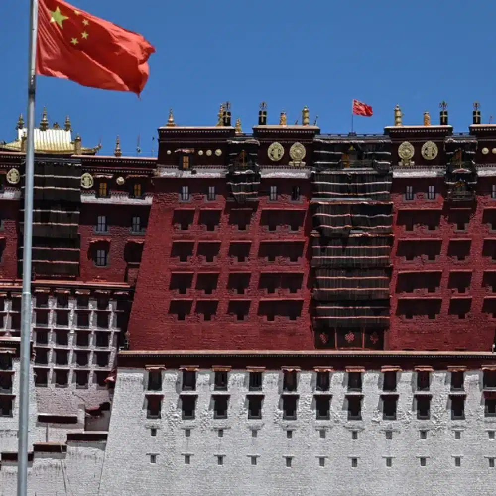 How Foreign Investors Start a Business in China